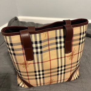 Burberry B24 Onslow